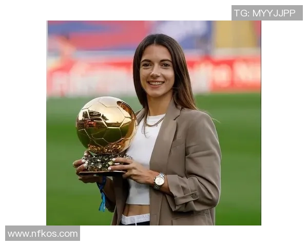 2024年足球明星转会盘点：顶级球员动向与市场热度分析